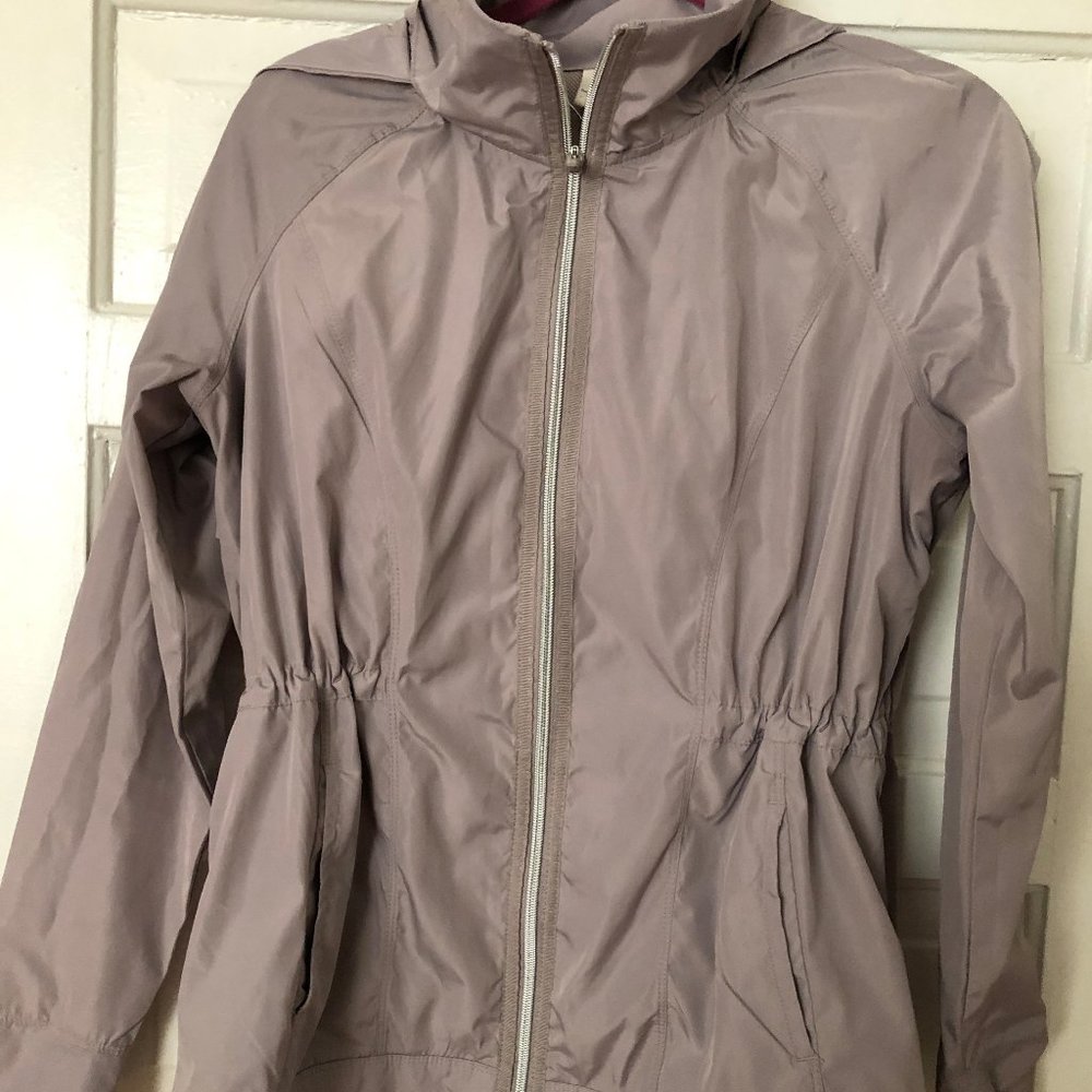FItted Lilac WIndbreaker Jacket